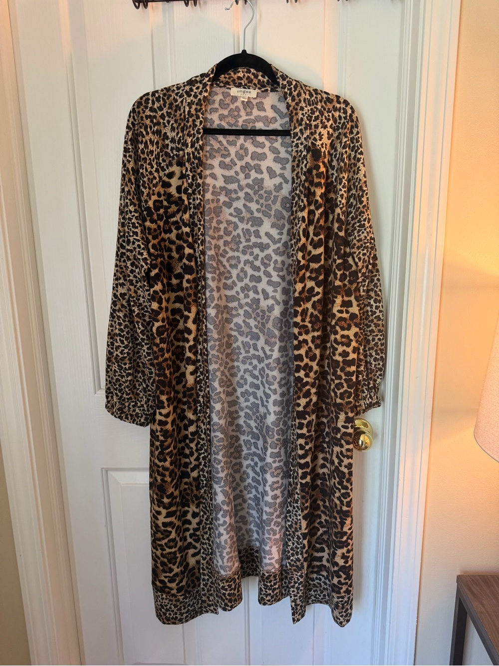 UMGEE USA Leopard Print Cardigan Size Large